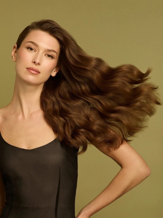Hair by Sam McKnight Modern Hairspray Multi-Tasking Styling Mist 250 ml