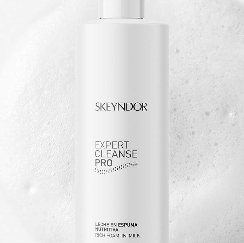 Skeyndor Rich Foam in Milk Odżywcze mleczko myjące w piance, cera normalna i sucha 200 ml