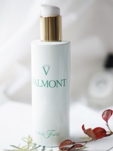 Valmont Vital Falls Łagodny, bezalkoholowy tonik nawilżający do twarzy 150 ml