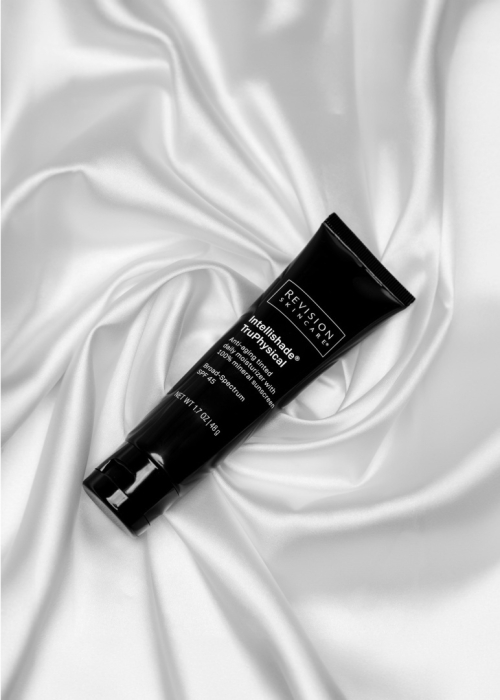 Revision Intellishade Truphysical Przeciwzmarszczkowy, tonujący krem nawilżający SPF45 48 g