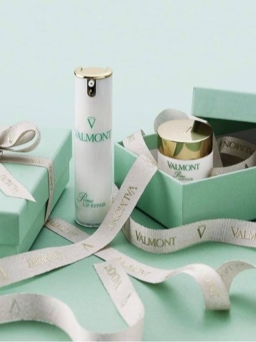 Valmont Lip Repair Wyjątkowo luksusowy krem odmładzający i przeciwzmarszczkowy na usta i kontur ust 15 ml