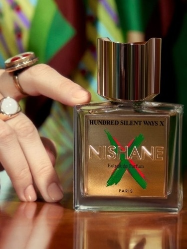 Nishane Hundred Silent Ways X Próbka z atomizerem 2 ml