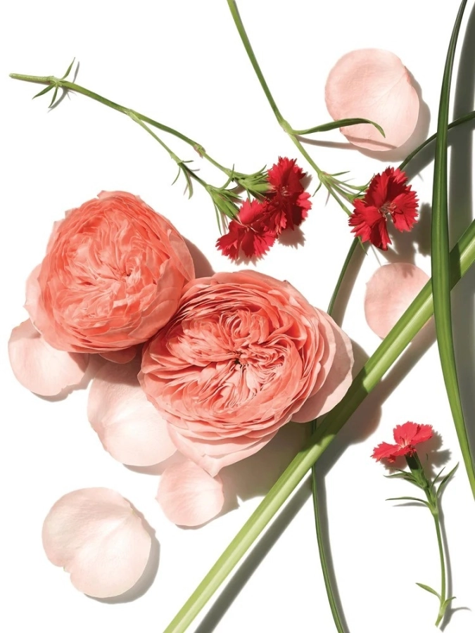 Aromatherapy Associates Rose Triple Exfoliator Różany peeling do twarzy i ciała 200 ml