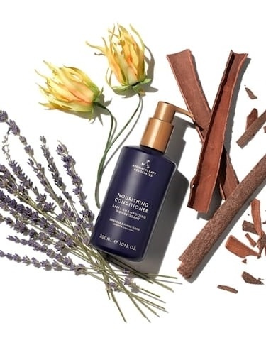 Aromatherapy Associates Balance Nourishing Conditioner Regenerująca odżywka do włosów 300 ml