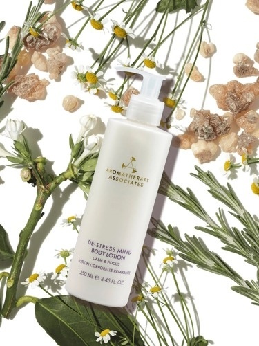 Aromatherapy Associates De-Stress Mind Body Lotion Odstresowujący balsam do ciała 250 ml