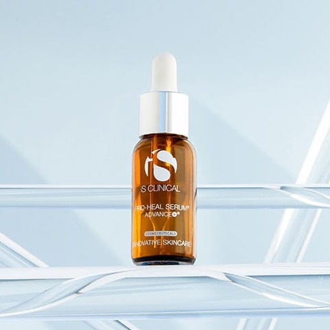 IS Clinical Pro-Heal Serum Advanced+ Serum z witaminą C i retinolem 30 ml
