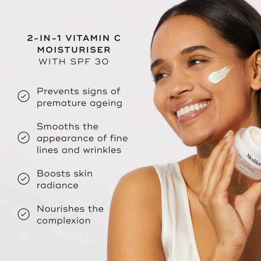 Medik8 Daily Radiance Vitamin C Krem nawilżający z witaminą C i ochroną przeciwsłoneczną SPF 30 50 ml