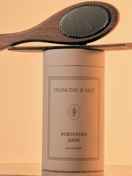 Francine & Mat Mleczny puder do kąpieli Portofino Date 280 g
