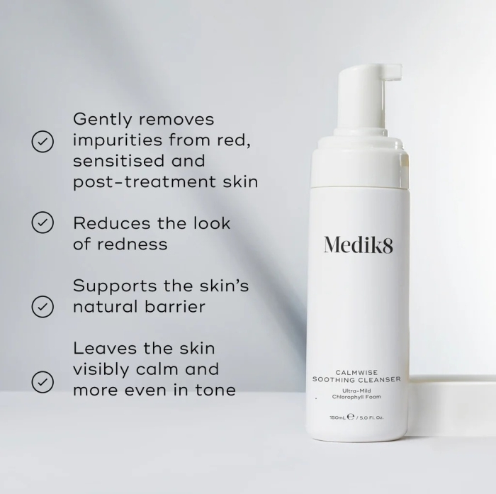 Medik8 Calmwise Soothing Cleanser Łagodna pianka oczyszczająca, redukująca zaczerwienienia skóry 150 ml