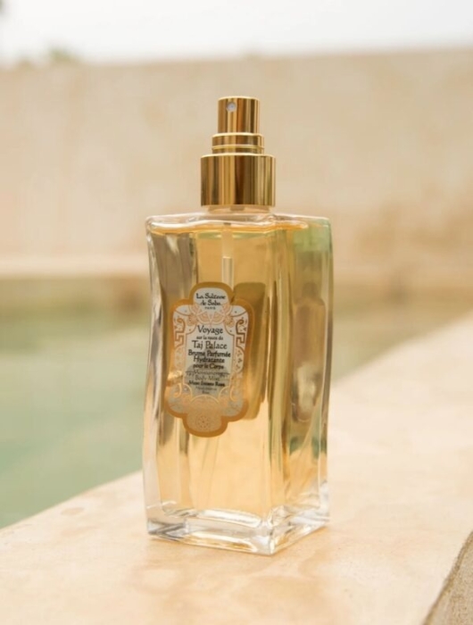 La Sultane De Saba Moisturizing Body Mist Taj Palace Nawilżająca mgiełka piżmo kadzidło róża linia taj palace 200 ml