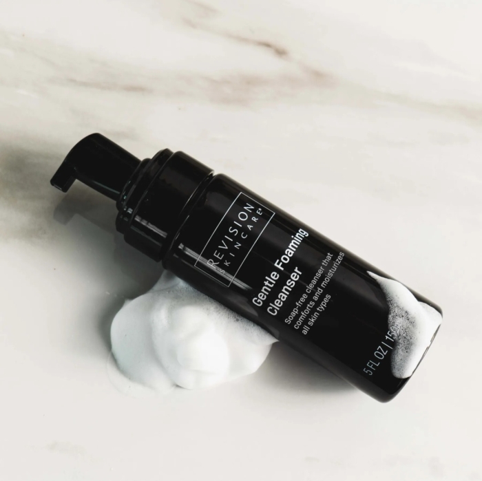 Revision Gentle Foaming Cleanser Kojąca pianka do mycia twarzy dla skóry wrażliwej 150 ml