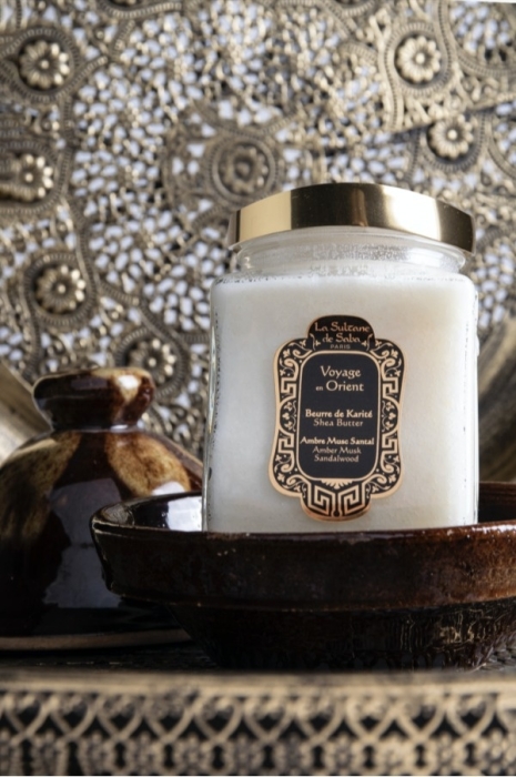 La Sultane de Saba Shea Butter Amber Musk Sandalwood Masło shea bursztynowe drzewo sandałowe 300 ml