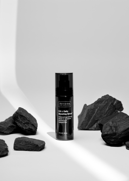 Revision D·E·J Daily Boosting Serum Zaawansowane serum przeciwstarzeniowe, które odmładza i dodaje energii zmęczonej skórze 30ml