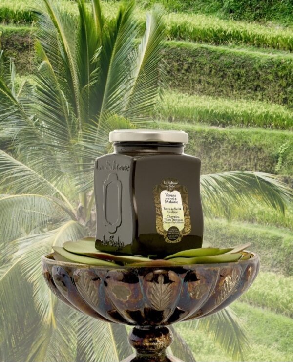 La Sultane de Saba Beurre de Karite Shea Butter Malaisie Masło shea jaśmin i kwiaty tropikalne linia malaisie 300 ml